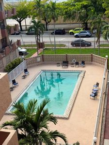 1630 W 46th St APT 504C