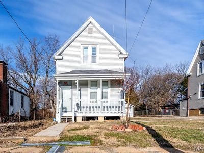 2017 Switzer Ave