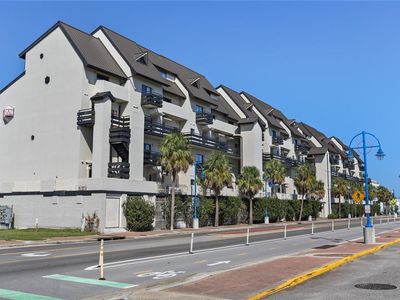 7300 Lakeshore Dr APT 31