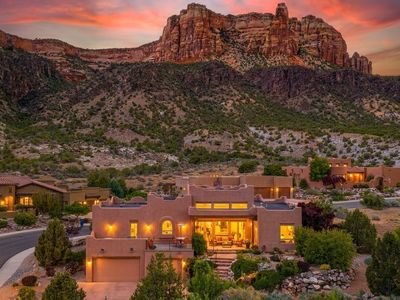 458 Shadow Rock Ct
