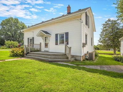 15 W Walnut St
