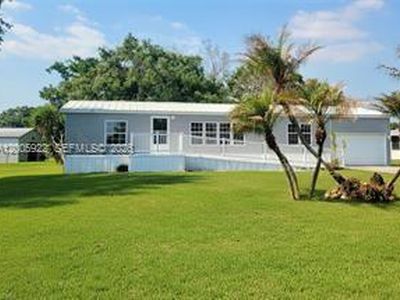 1047 Mayford Lake Rd