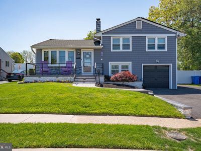 202 Hendrickson Ave