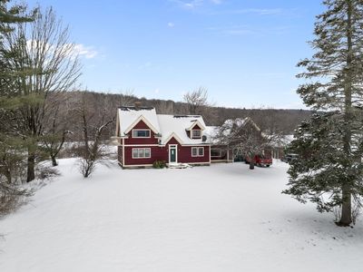 952 Eureka Road