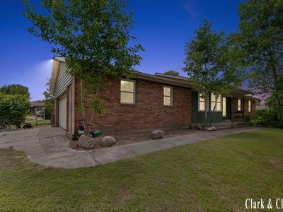 2068 Jamestown Dr SE