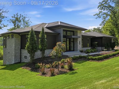 1166 Lake Forest Way