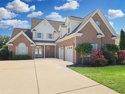 1039 University Forest Dr.