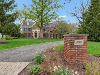 930 Woodland Dr