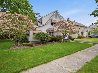 20 Athol St
