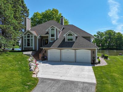 3123 Lake Hill Dr