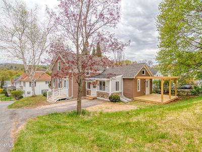 38 Fisk Rd