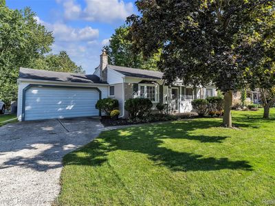 972 Allen Dr