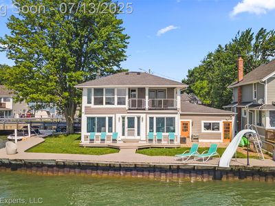 106 Saint Clair River Dr