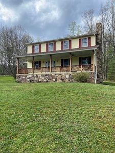 218 Breininger Ln