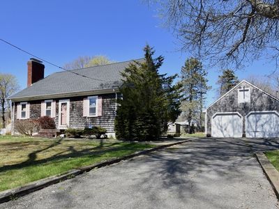 Property at 33 Terry Dr, Dartmouth, MA