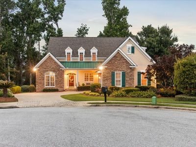 402 Congressional Ct
