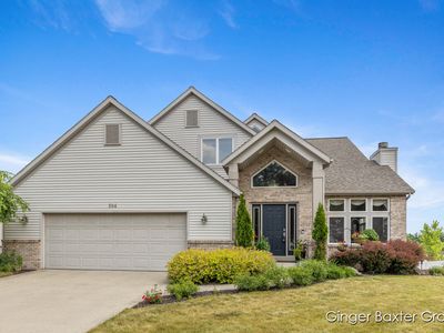 Property at 304 Glencarin Dr NE, Rockford, MI