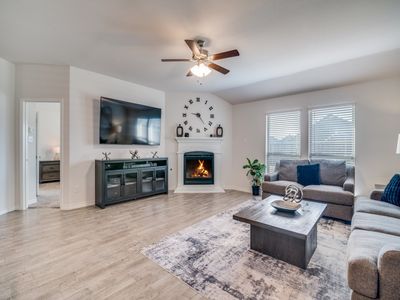 4215 Bullock Ln