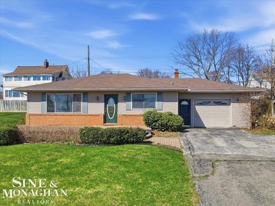Property at 1350 Oakland Ave, Saint Clair, MI