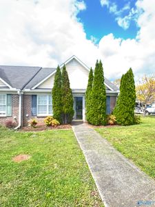 Property at 501 College St NE, Hartselle, AL