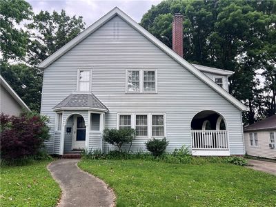1328 W Riverview Ave