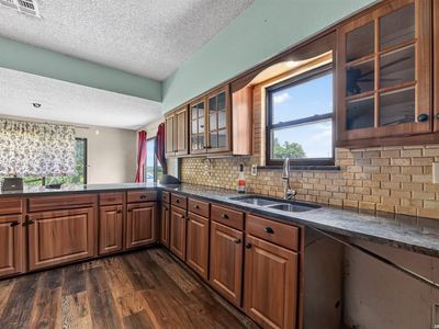 Property at 6297 S Fm 3465, Adkins, TX