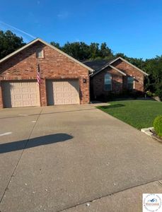 241 NW 66th Rd