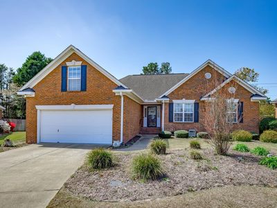 6 Holly Thorn Ct