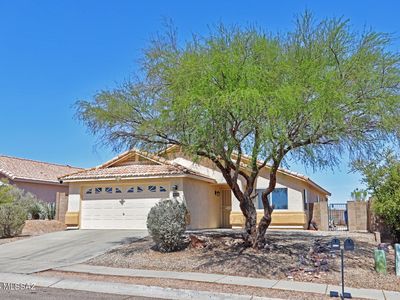 3625 N Avenida Albor