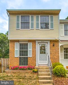 8416 Cedar Falls Ct