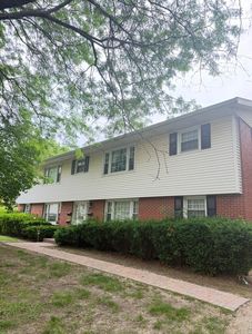 120 Caroline Ct