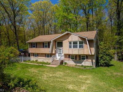 Property at 1089 Green Pond Rd, Newfoundland, NJ