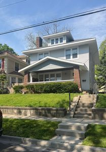 425 Rosewood Ave SE