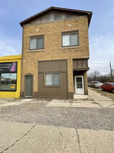 2921 S Saginaw St