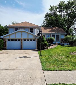 1813 Place Liberte Dr
