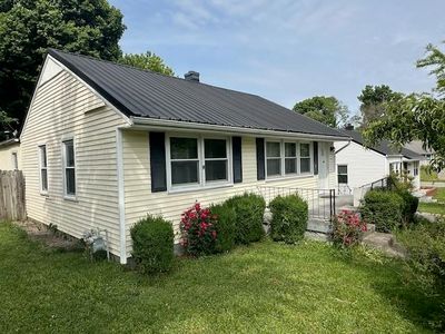 603 Balmoral Rd