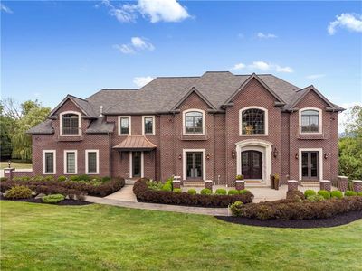 2230 Country Club Dr