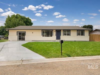 1203 Sweetwood Cir