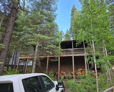 9 Pond Rd