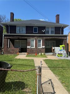 319-321 E Agnew Ave