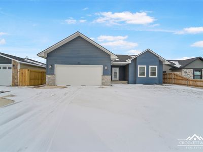 323 Rowland Circle St