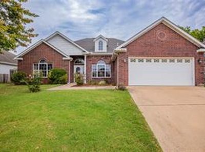 605 Maci Ct