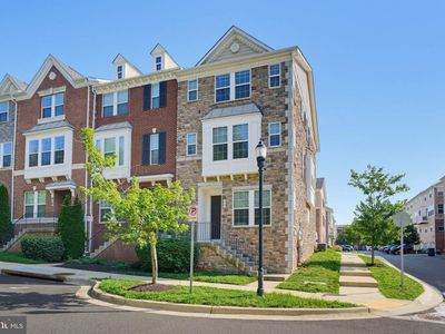 11 Fairbanks Dr