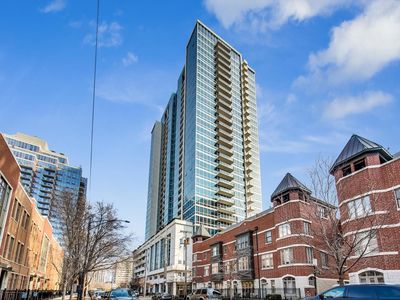 1629 S Prairie Ave Unit 2605