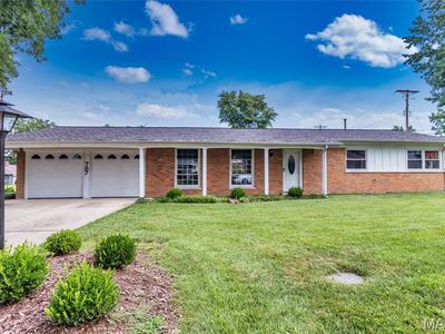 Property at 787 Chevron Dr, Saint Louis, MO