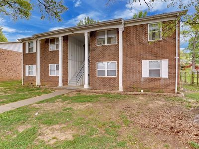 Property at 706 Village Ln, Newburgh, IN