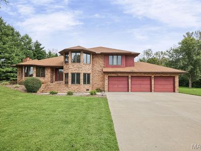 250 Hoffmann Ln