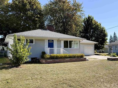 1004 Joseph St