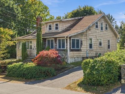 126 Village St