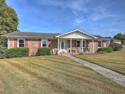 100 Royal Oak Dr